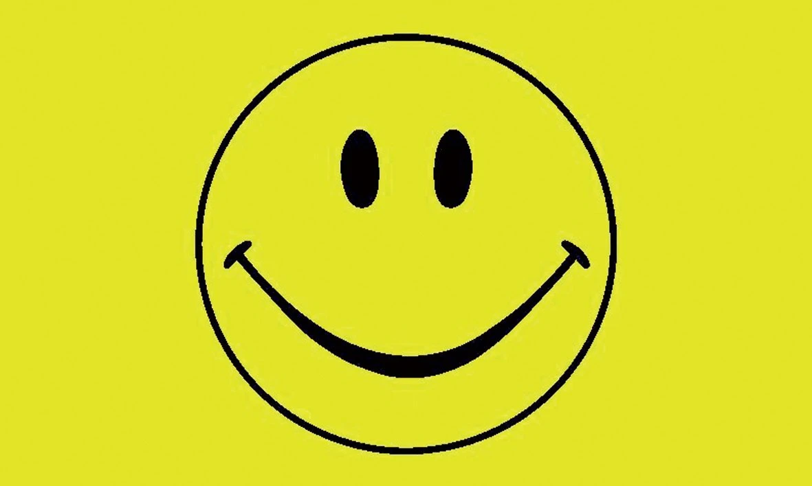 Happy Face Flag 5ft By 3Ft 1 Happy Face Flag 5ft By 3Ft