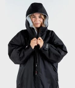Dryrobe Advance Long Sleeve BLACK GREY - RECYCLED -Outdoor Tent Shop Black Grey 4 2024x2024 62f3ad2b 7a20 4c26 8cc0 0676c14e5611