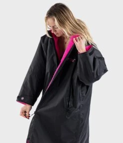 Dryrobe Advance Long Sleeve BLACK PINK - RECYCLED -Outdoor Tent Shop Black Pink 4 2024x2024 9f20c94a b246 42a5 b5bf 5333a56e0fe3